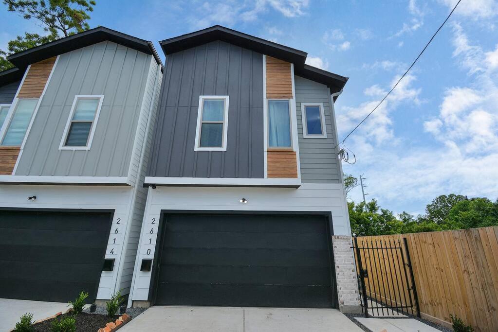 Blissful Getaway Home With Hot Tub & Backyard Near Downtown ฮูสตัน ภายนอก รูปภาพ